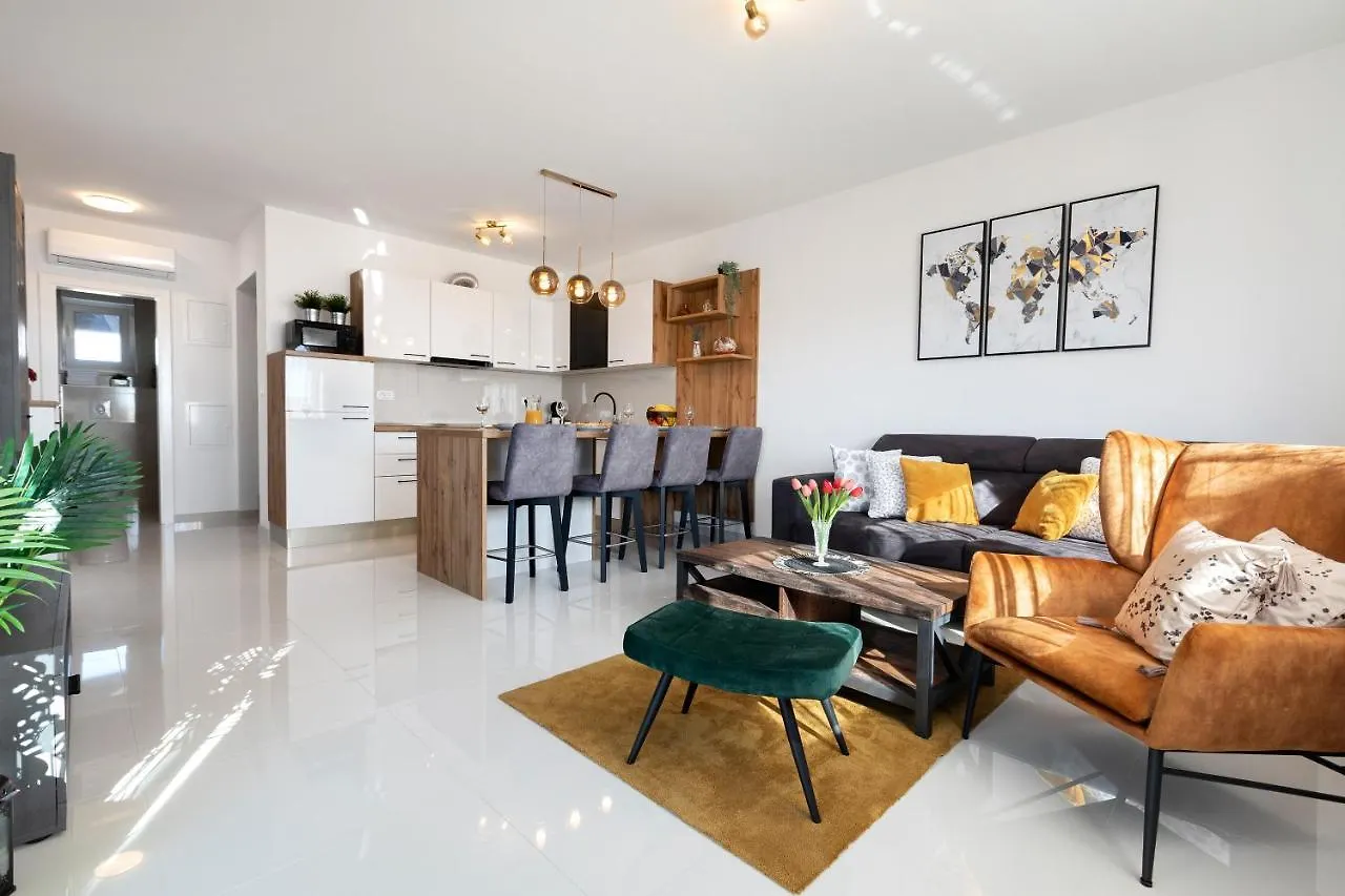 Sunny Island Apartment Trogir Croatia