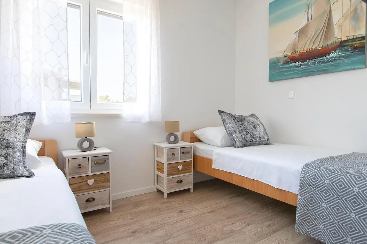 Sunny Island Apartment Trogir